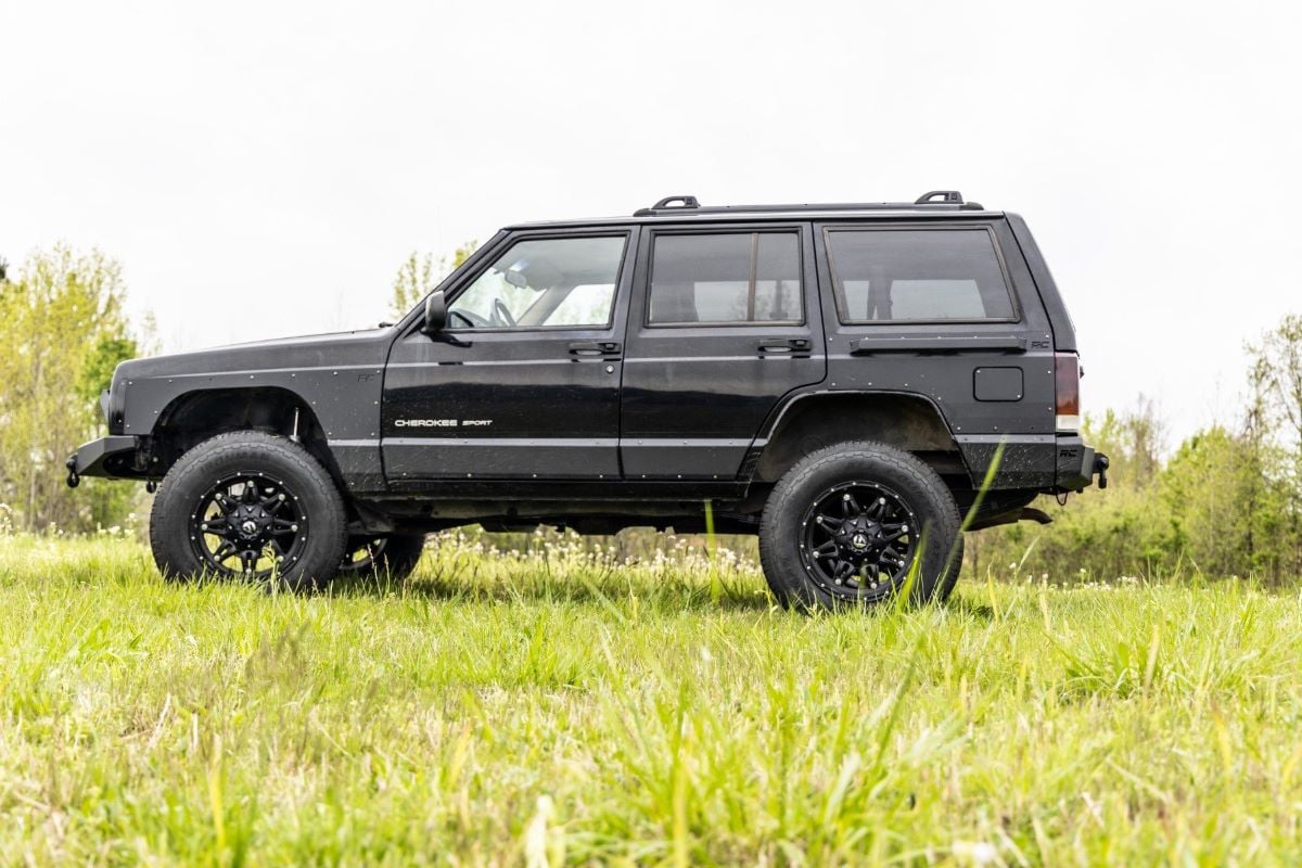 Jeep Cherokee Suspension Lift Kit - Front + Rear - Rough Country - 3 Inch Lift Kit | RR Springs | N3 Series Shocks - '84-'01
